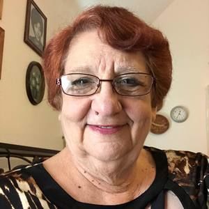 Meet your Posher, Liz